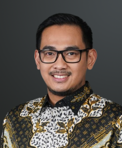 TIAR NABILA KARBALA - MANAGING DIRECTOR