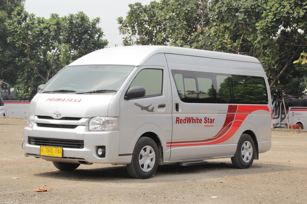 Traveling to the Airport is More Convenient with Primajasa’s RedWhiteStar Shuttle