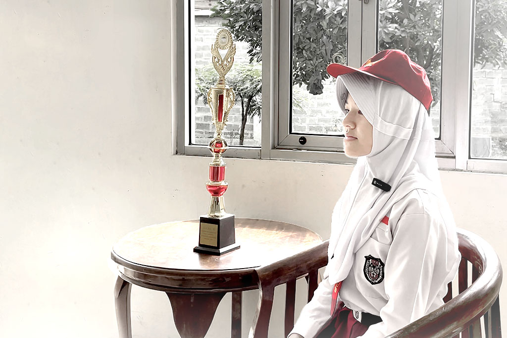 Kanaya, Raih Beasiswa Primajasa Berkat Prestasi Gemilang