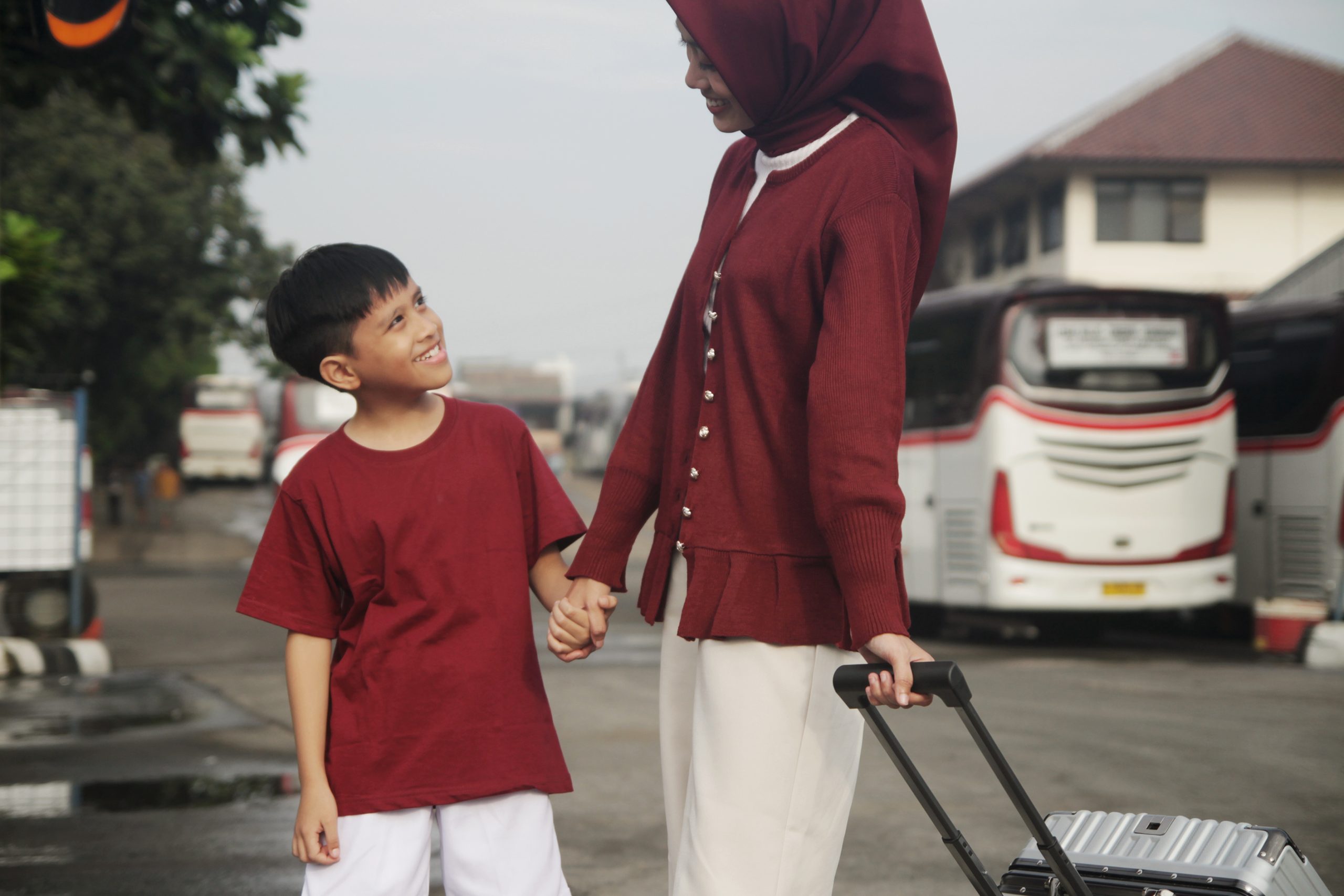 Dari Bekasi ke Cikijing: Tarif Busnya Mulai dari 95rb-an Aja!